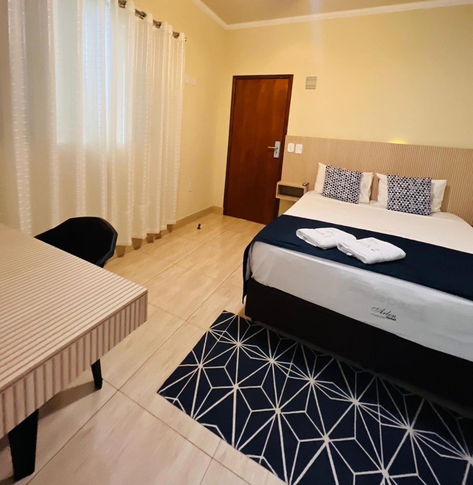 Arlen 2 Hotel 2*